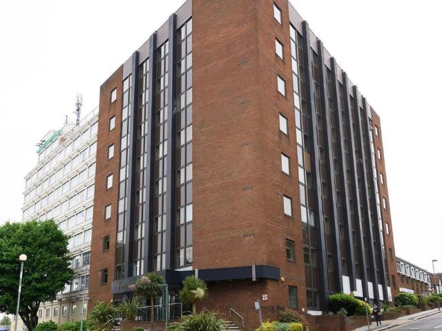 Endeavour House, 1 Lyonsdown Road, New Barnet, Barnet EN5, 1 bed flat to rent, £1,550 pcm | PrimeLocation