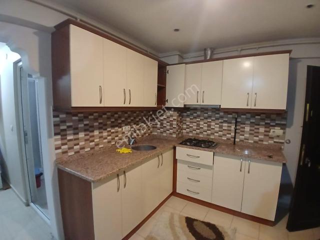 Ender Uysal Gayrimenkulden Üniversiteye Çok Yakın 1+1 Bolkonlu Kiralık Apart