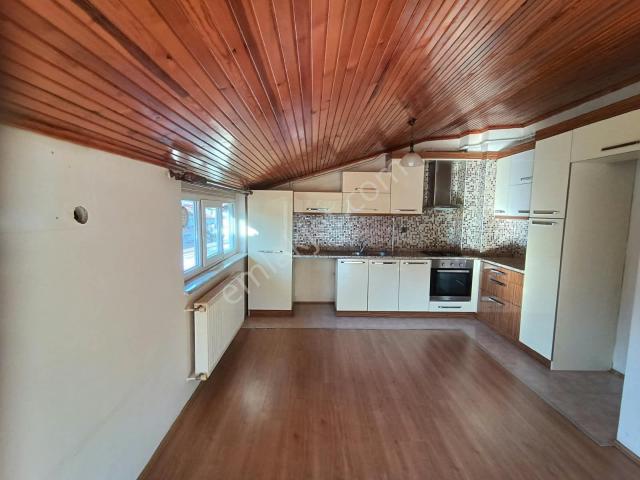 Ender Uysal Gayrimenkulden Kınıklıda 2+1 100 M2 Amerikan Mutfak Teraslı Çatıkatı