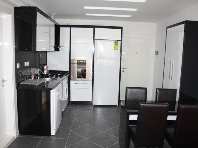 Ender Uysal Gayrimenkulden Kampüste Klimalı Balkonlu Kiralık 1+1 Lüx Geniş Apart.