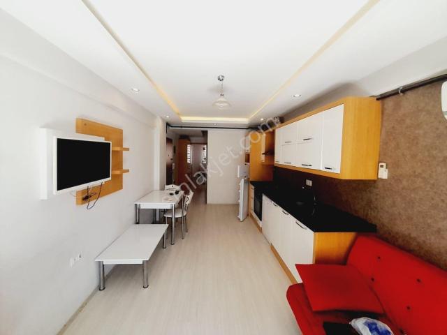 Ender Uysal Gayrimenkulden Kayalık Caddesine Yakın 1+1 Klimalı Balkonlu Kiralık Apart.