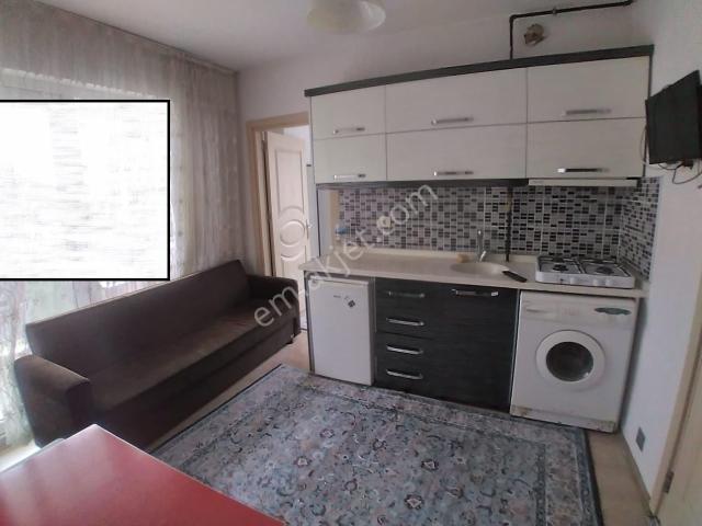 Ender Uysal Gayrimenkulden Kiralık Yunusemre Mahallesin De Geniş Balkonlu 1+1 Apart.