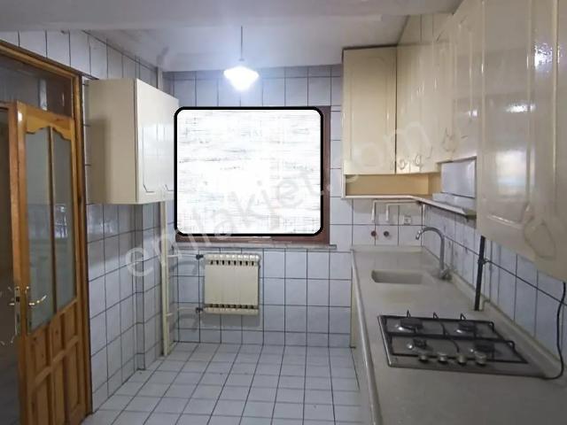 Ender Uysal Gayrimenkulden Siteler Mahallesin De 4+1 Balkonlu Teraslı Triplex Daire.