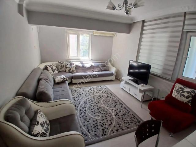 Ender Uysal Gayrimenkulden Sitelerde Foruma Yakın 2+1 Geniş Klimalı Kiralık Apart.