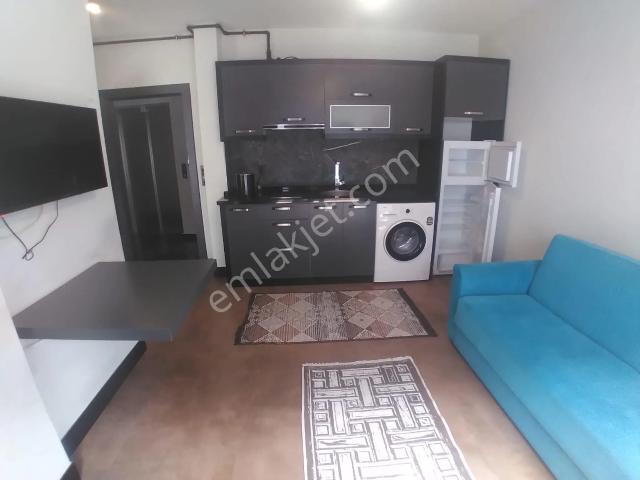 Ender Uysaldan Çamlıkta Kiralık 1+1 Klimalı Asansörlü Apart.