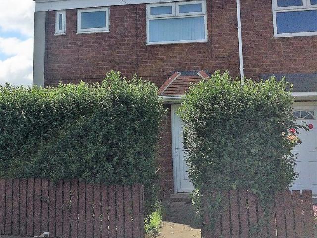 Enderby Gardens, Hemlington. 3 bed end of terrace house to rent £575 pcm £133 pw