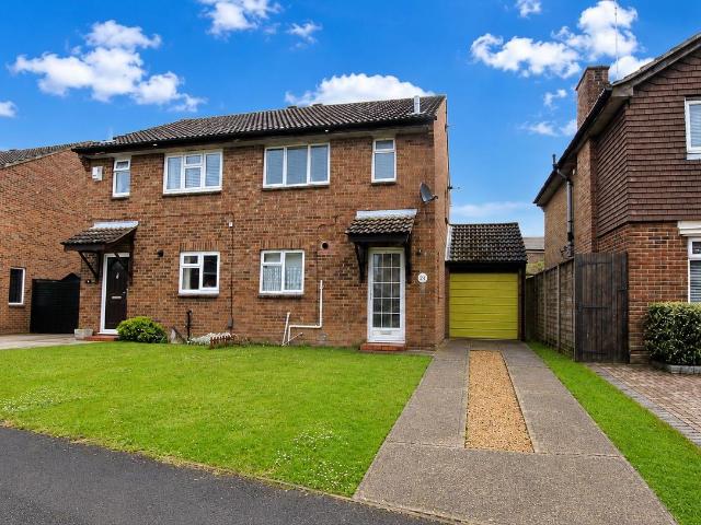 Enderby Road, Luton LU3, 3 bed semi detached house to rent, £1,450 pcm | PrimeLocation