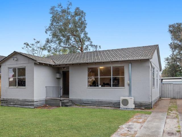 Endless Opportunity on a 604m² Block in Frankston North, ideal for First Home buyer or Savvy Investors