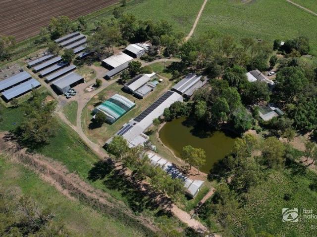 ENDLESS OPPORTUNITY ON 85 ACRES LARGE FAMILY HOME, WORKERS COTTAGE & COMMERCIAL SCALE INFRASTRUCTURE