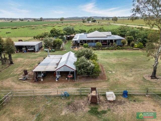 Endless Opportunities on just under 10 Acres