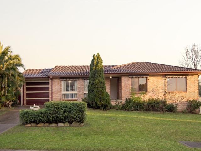 Endless Possibilities on an Elevated 605sqm Corner Block