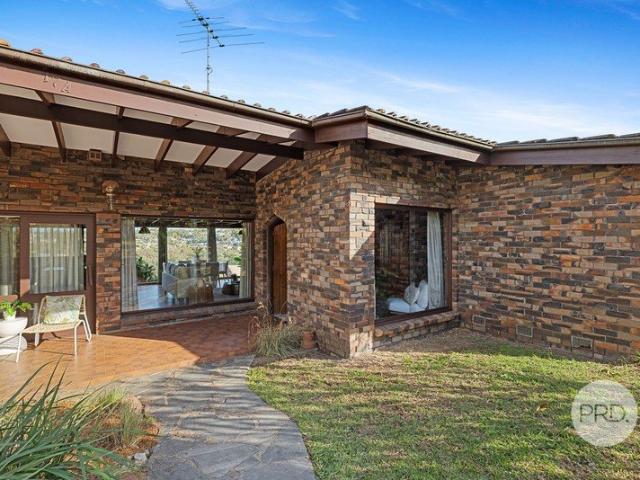 ENDLESS POTENTIAL WITH SPECTACULAR GEORGES RIVER VIEWS