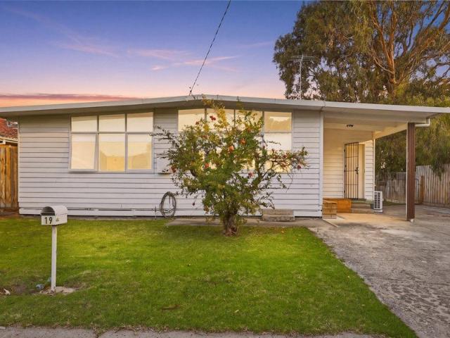 Endless Potential in a Prime San Remo Location