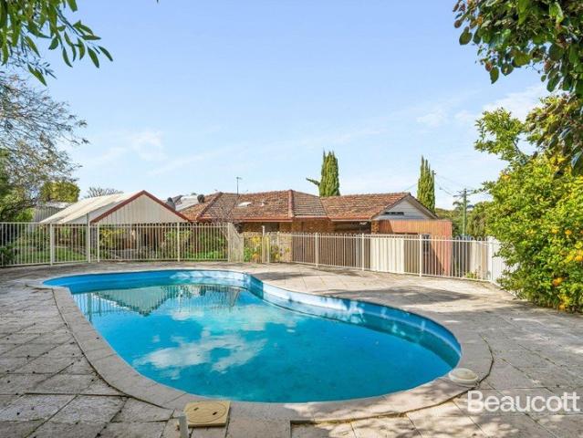 Endless Potential on 760sqm in the Heart of Beldon