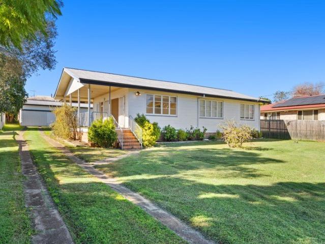 Endless Potential on 969sqm Walk to Town, Big Shed & Room to Grow!