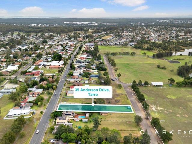 ENDLESS POTENTIAL ON 2,023SQM WITH DUAL ZONING!