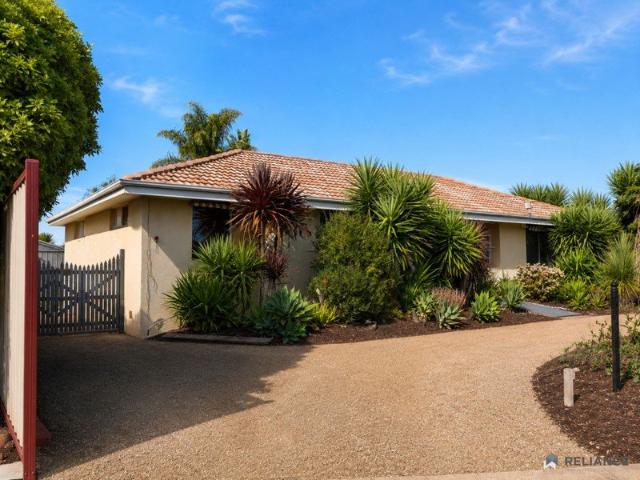 Endless Potential on a Huge 927m² Corner Allotment!