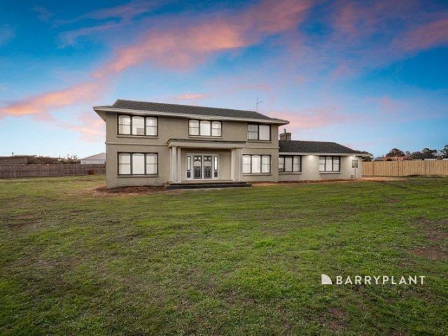 Endless Potential on Over 3,000sqm in Prestigious Chesterfield Park