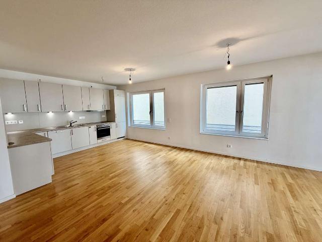Endlich Platz für die Familie: weitläufige 3 Zimmer Wohnung