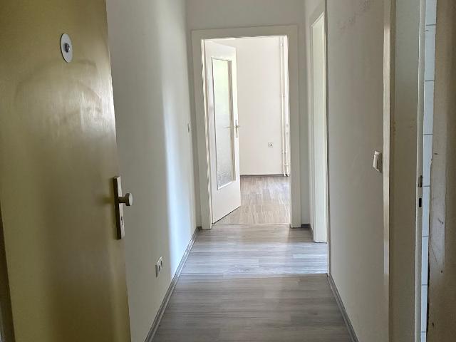 Endlich raus aus dem Elternhaus modernisierte 2 Zimmer Wohnung