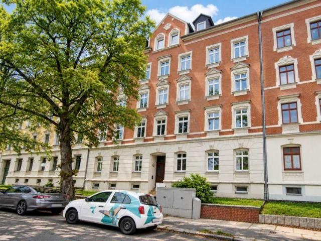 ! Endlich zu Hause ! großzügige, helle 2 Raum Wohnung mit tollem Tageslichtbad und Balkon