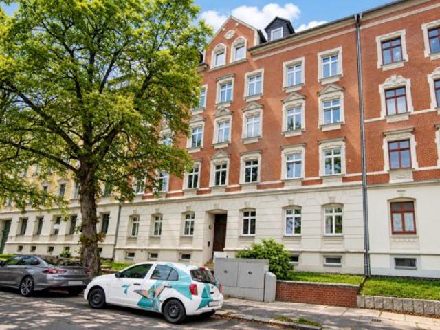 ! Endlich zu Hause ! großzügige, helle 2 Raum Wohnung mit tollem Tageslichtbad und Balkon