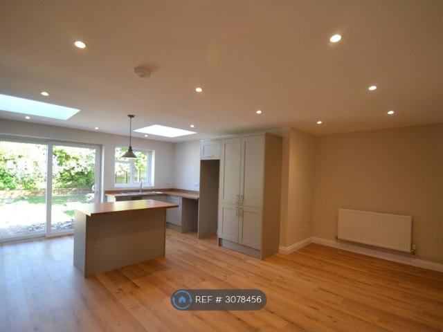 Endsleigh Gardens, Upton, Chester CH2, 3 bed semi detached house to rent, £1,850 pcm | PrimeLocation