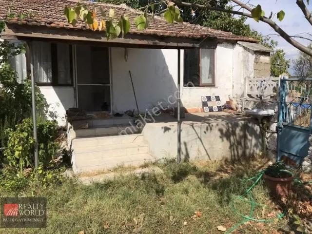 Enez Koca Ali Köyünde 694m2 Arsa İçerisinde Satılık Ev