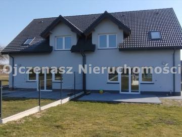 Energooszczędny dom bliźniak 147 m² z garażem i tarasem