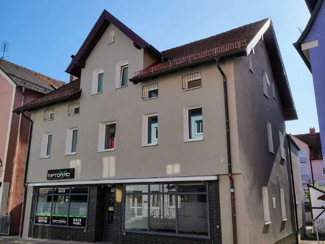 Energetisch saniertes Stadthaus, beste Lage, Provisionsfrei
