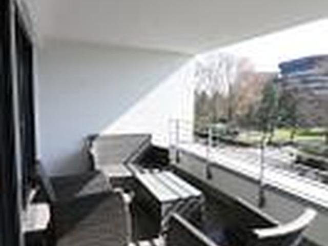 Energieeffizient Stadtwald 3,5 Zimmer mit Loggia, EBK und Tiefgarage