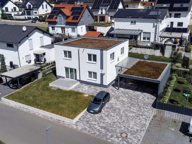 Energieeffizient wohnen | EFH von 2019 mit Energieklasse A+ | Garten & Doppelcarport