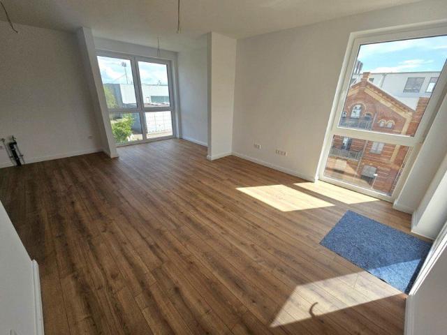 Energieeffiziente 2 Zimmerwohnung mit Penthouse Charakter|Balkon|Aufzug| Stellplatz|Tageslichtbad