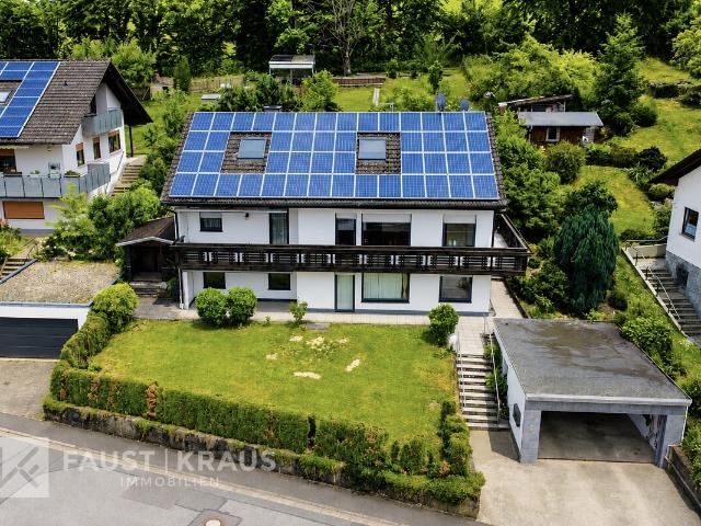 Energieeffizientes Einfamilienhaus mit Einliegerwohnung, Wärmepumpe und PV auf Erbpachtgrundstück