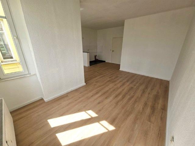 Energieeffizientes Wohnen in ruhiger Lage Hochwertige 3 Zimmerwohnung mit Balkon & Garten & SP