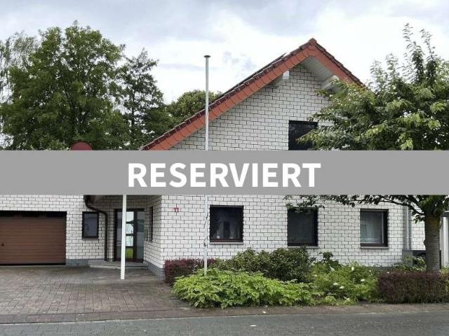 Energieeffizientes Traumhaus EEK A mit PV Anlage, 4 Schlafzimmern & Wohlfühlgarten in Salzkotten