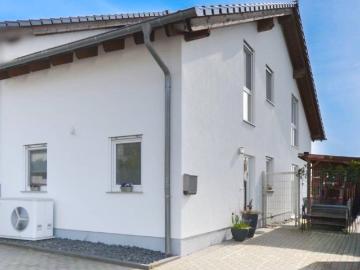 Energiesparhaus! Moderne Doppelhaushälfte oberhalb von Linz am Rhein
