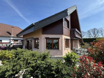 Energiesparhaus mit idyllischem Garten in Taucha
