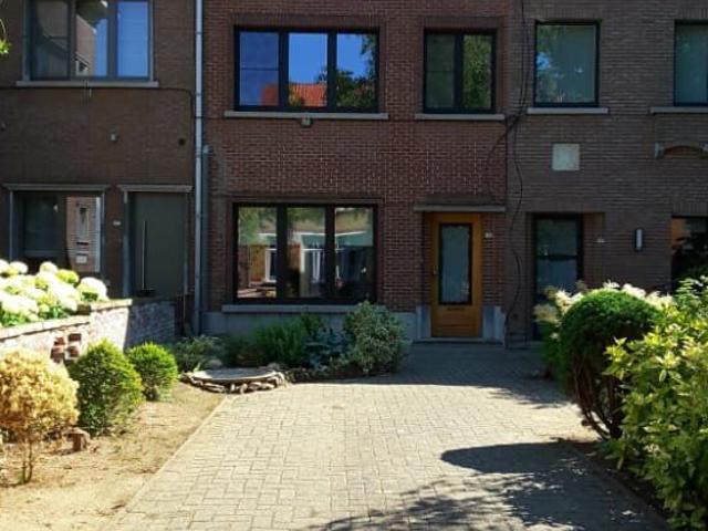 Energiezuinige woning met tuin terras € 1200/mnd