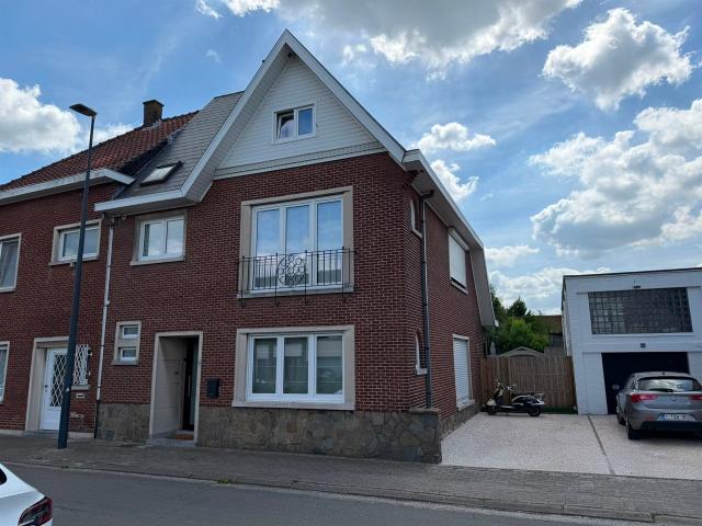 Energiezuinige woning met 3 slaapkamers, tuin en parkeerplaats