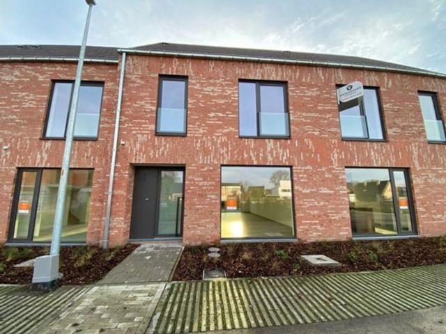 Energiezuinige woning met 3 slpk tuin, 2 autostaanplaatsen