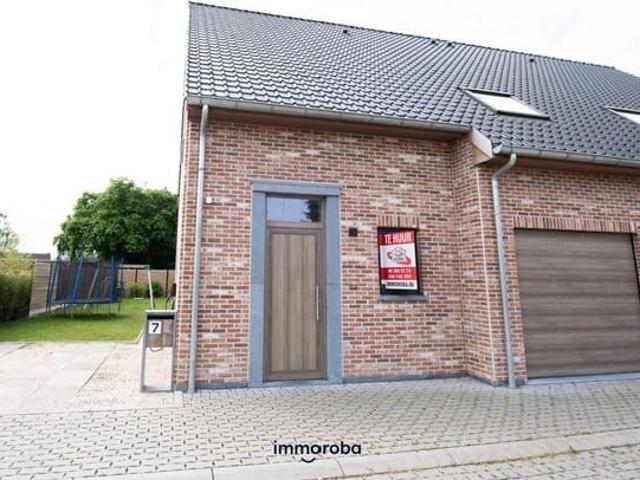 ENERGIEZUINIGE woning te huur in Olsene met 3 slaapkamers e