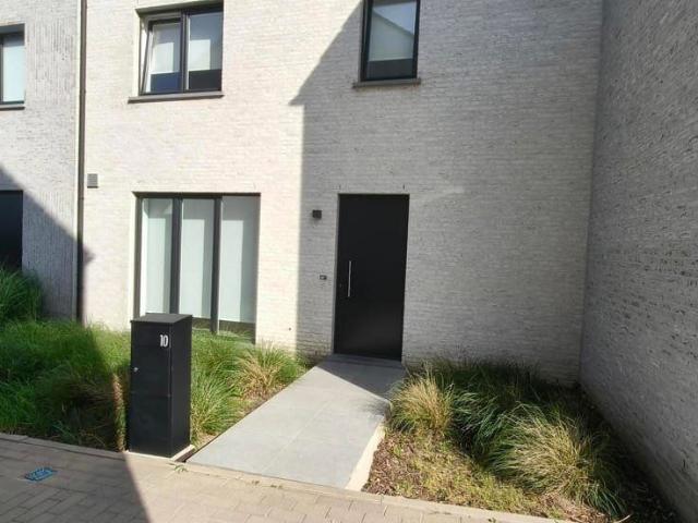 Energiezuinige nieuwbouwwoning met garage !