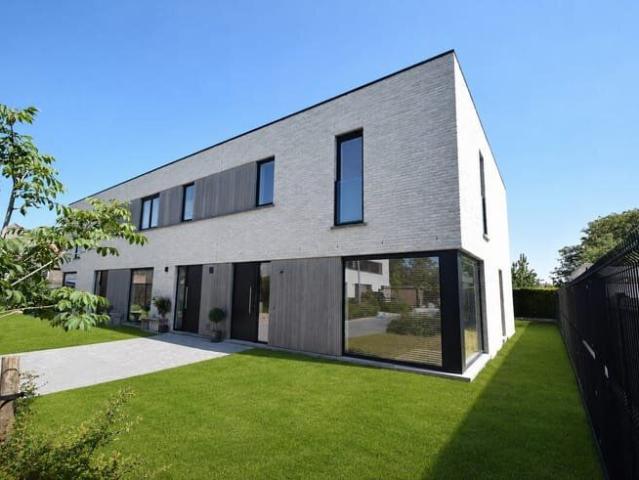 Energiezuinige nieuwbouwwoning met 3 slaapkamers te huur.