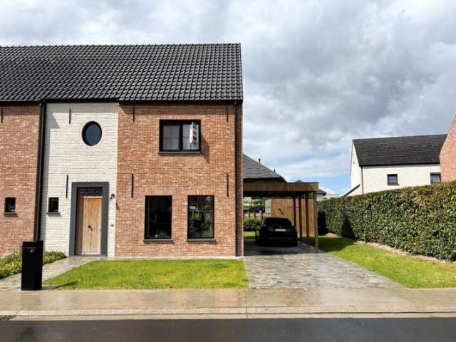 Energiezuinige nieuwbouwwoning te huur te Roeselare