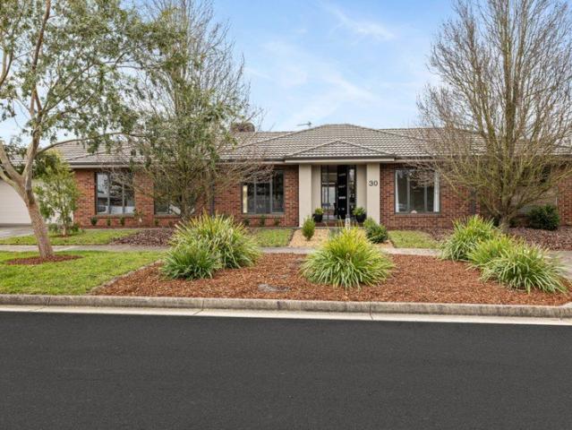 Energy Efficient and Functional Family Home