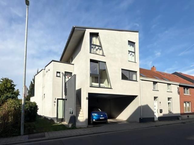Energy efficient apartment located in a central location in