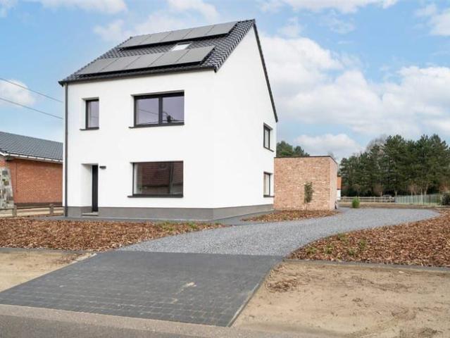 Energy efficient home in Begijnendijk for sale!