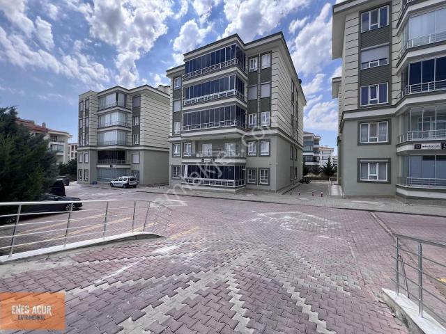 Enes Acur' Dan Ahmet Yesevi Caddesi Kiralık Lüks 4+1 Daire