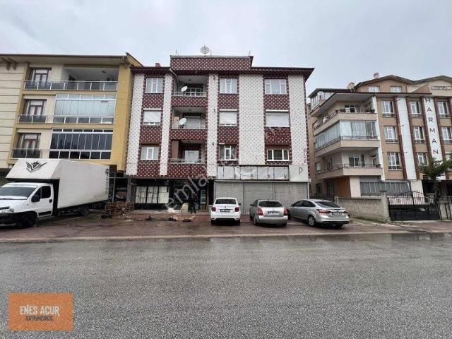 Enes Acur' Dan Akıncılar Parkı Yakını 1+1 Ayrı Mutfak Daire
